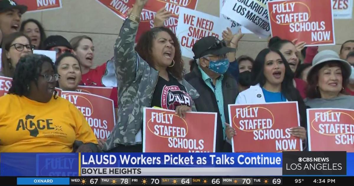 UTLA Members Protest As The Continue Fight For New Contract With LAUSD ...