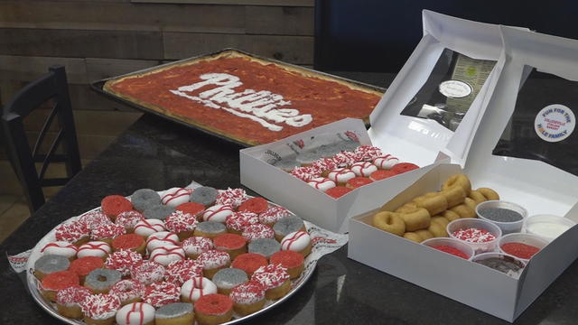 Collegeville Italian Bakery cheering for Arizona Diamondbacks