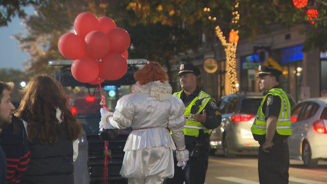 Salem halloween, police, costume 