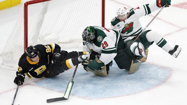 Wild Bruins Hockey 