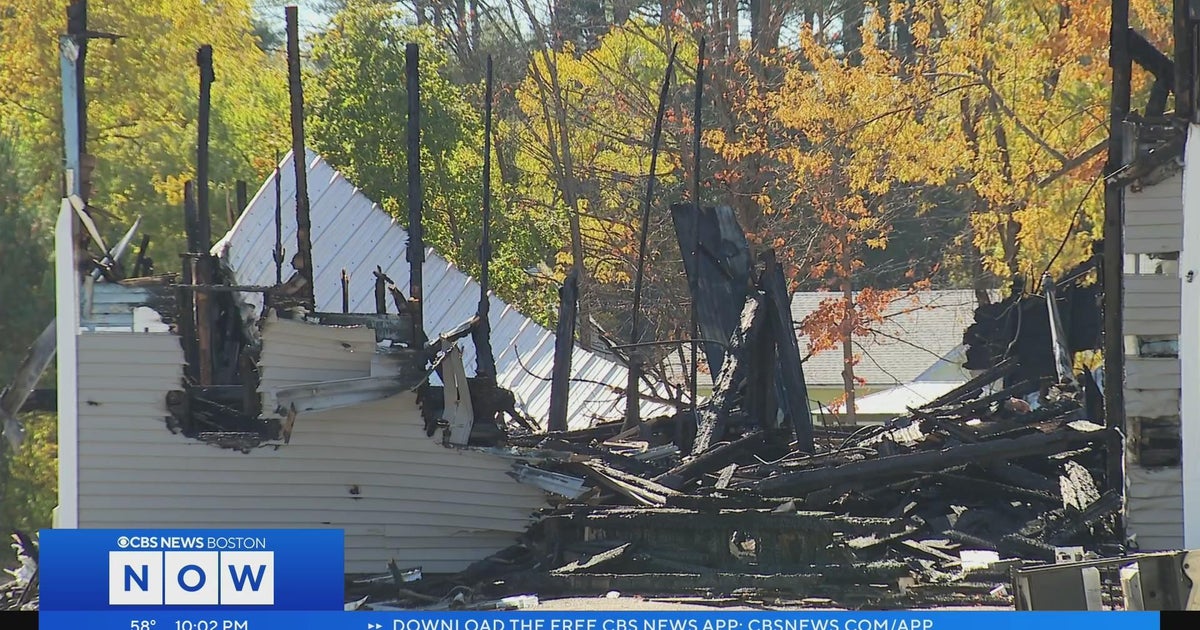 Eight people displaced; plane crashes into Keene, NH, apartments CBS