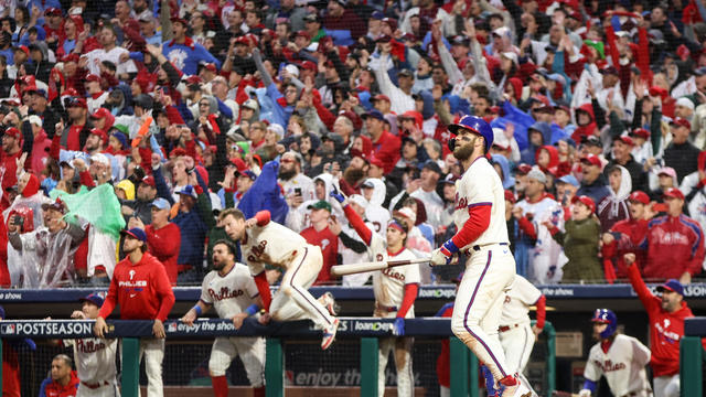 Harper's HR powers Phillies past Padres, into World Series – KXAN
