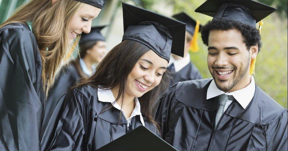 Two Minnesota students named 2023 U.S. Presidential scholars - Vimarsana News