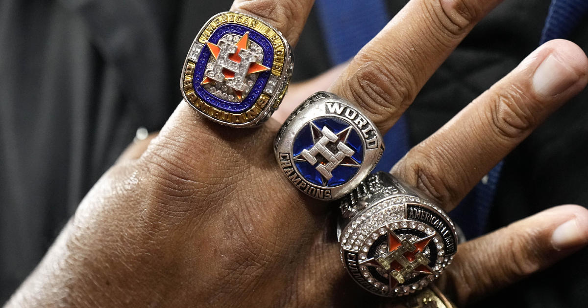 70-year-old Astros employee gets Series ring