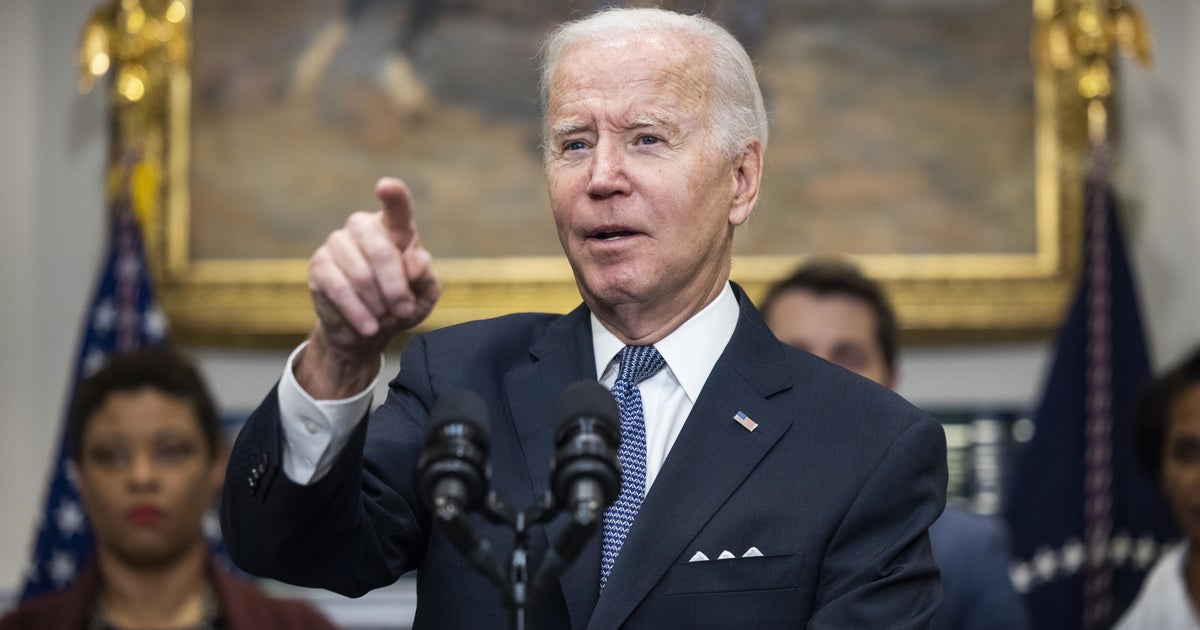 Watch Live: Biden to receive updated COVID-19 vaccine