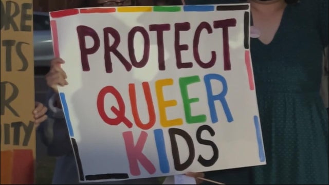 protect-queer-teens.jpg 