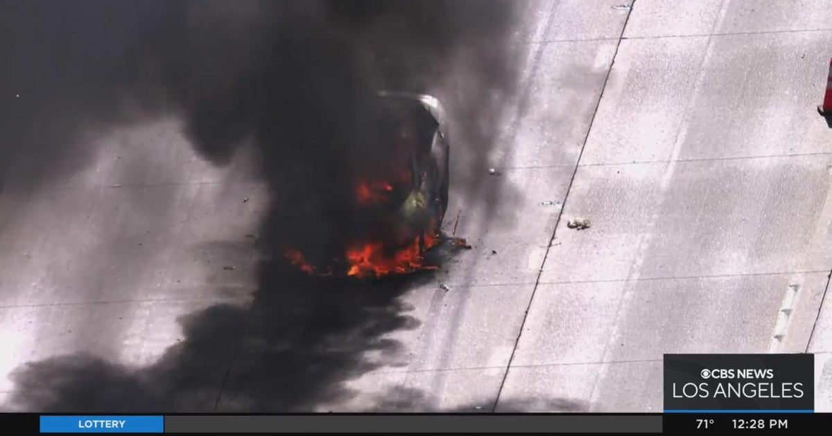 Car bursts into flames on 405 Freeway after collision - CBS Los Angeles
