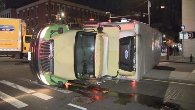 truck-overturned-e-86th-wcbs5bqa-hi-res-still.jpg 