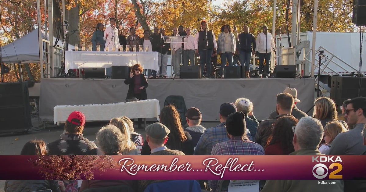 Commemorating lives lost in 2018 at tree of life cbs pittsburgh