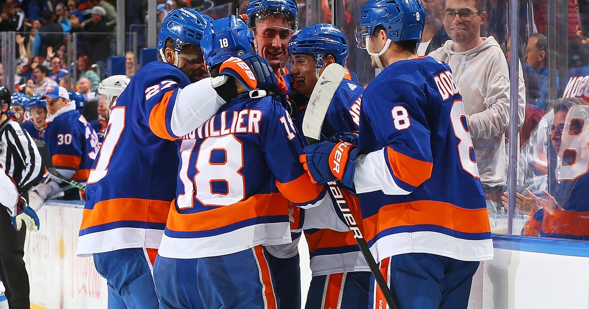 Islanders score 4 in third, rally to beat Avalanche - Vimarsana News
