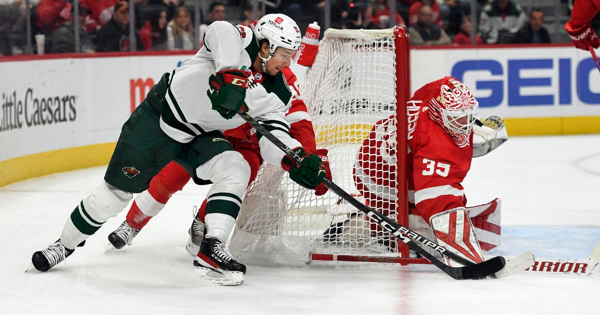 Lucas Raymond Scores Twice In Red Wings' 2-1 Win Over Wild - CBS Minnesota