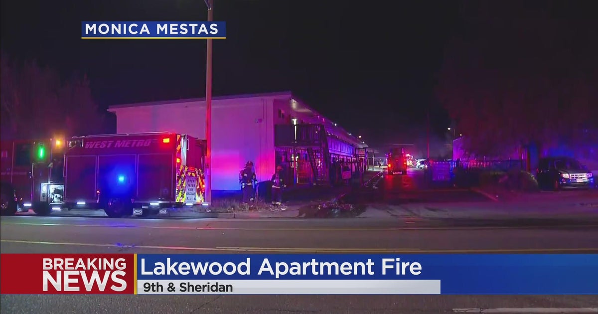 3 hurt in early morning in Lakewood apartment fire - CBS Colorado