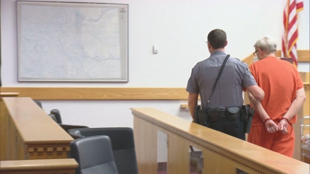 4p-kcnc-newscast-monday-clean-feed-frame-12367.jpg 