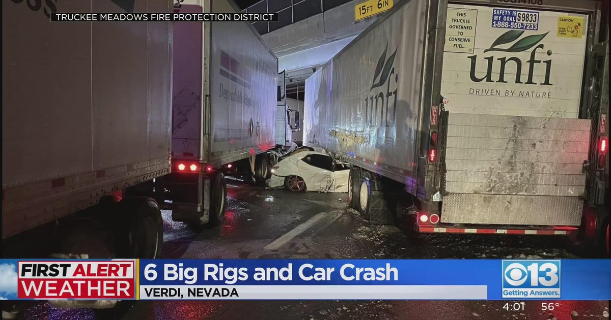 Heavy Sierra snow caused, crashes road closures, chain controls