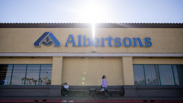 Albertsons Supermarket Locations Ahead of Earnings Figures 