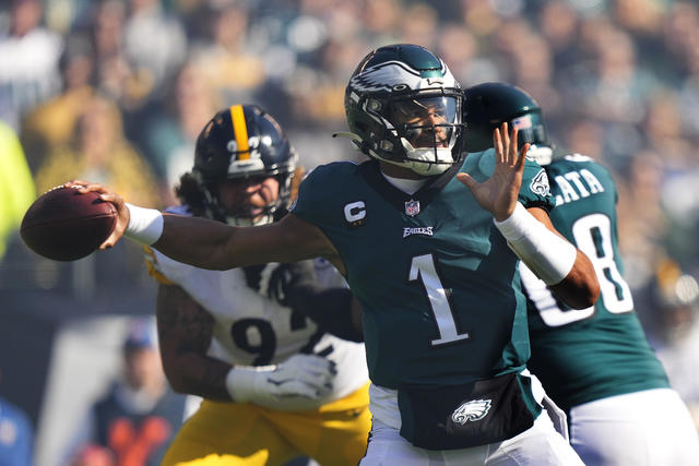 Jalen Hurts helms Eagles past Texans for first 8-0 start in club history, NFL