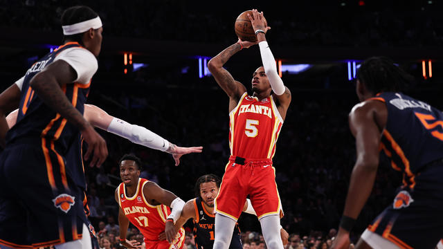 Dejounte Murray #5 of the Atlanta Hawks shoots the ball during the second quarter of the game against the New York Knicks at Madison Square Garden on November 02, 2022 in New York City. 