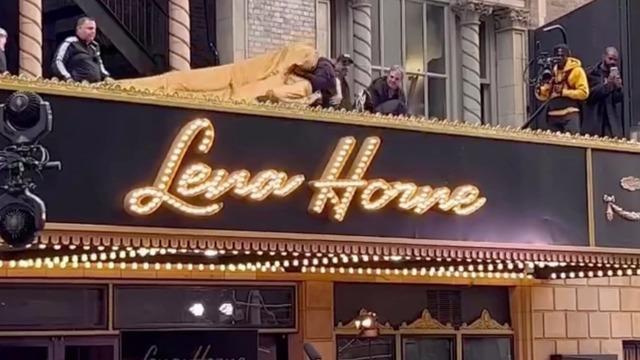 1103-cbsnews-social-lena-horne-becomes-first-black-woman-1433538-640x360.jpg 