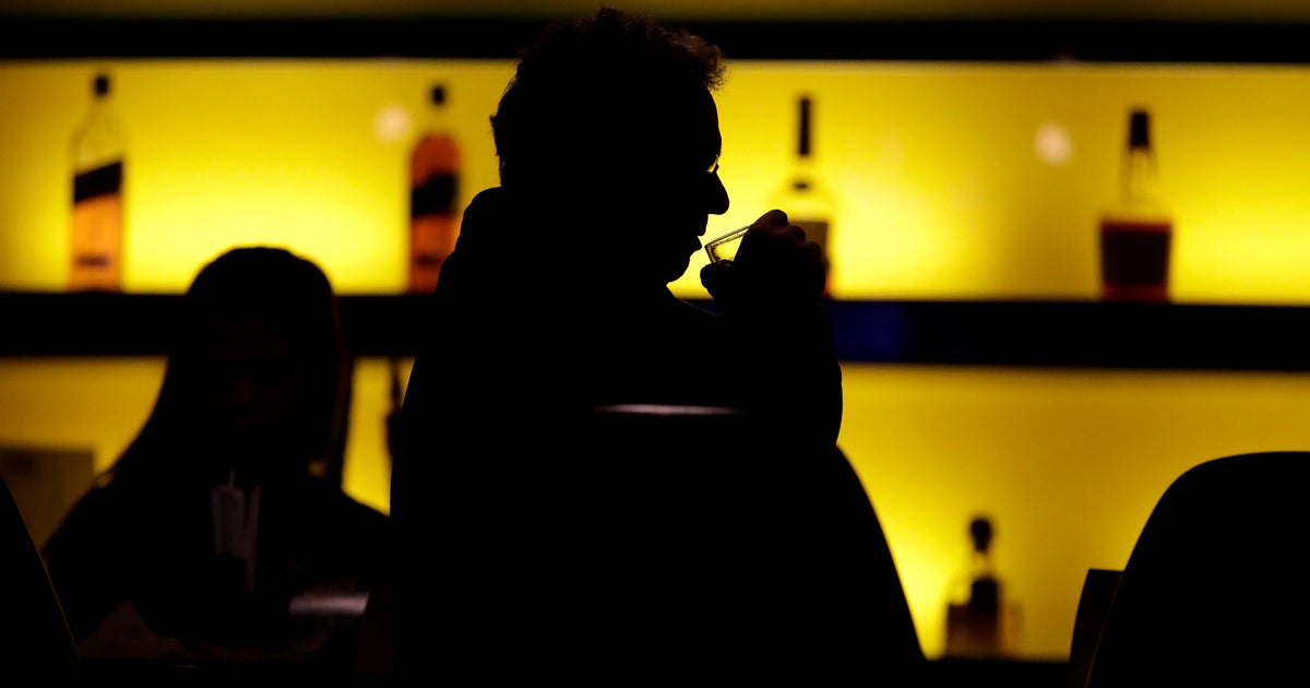 Alcohol death toll is growing, U.S. government reports say