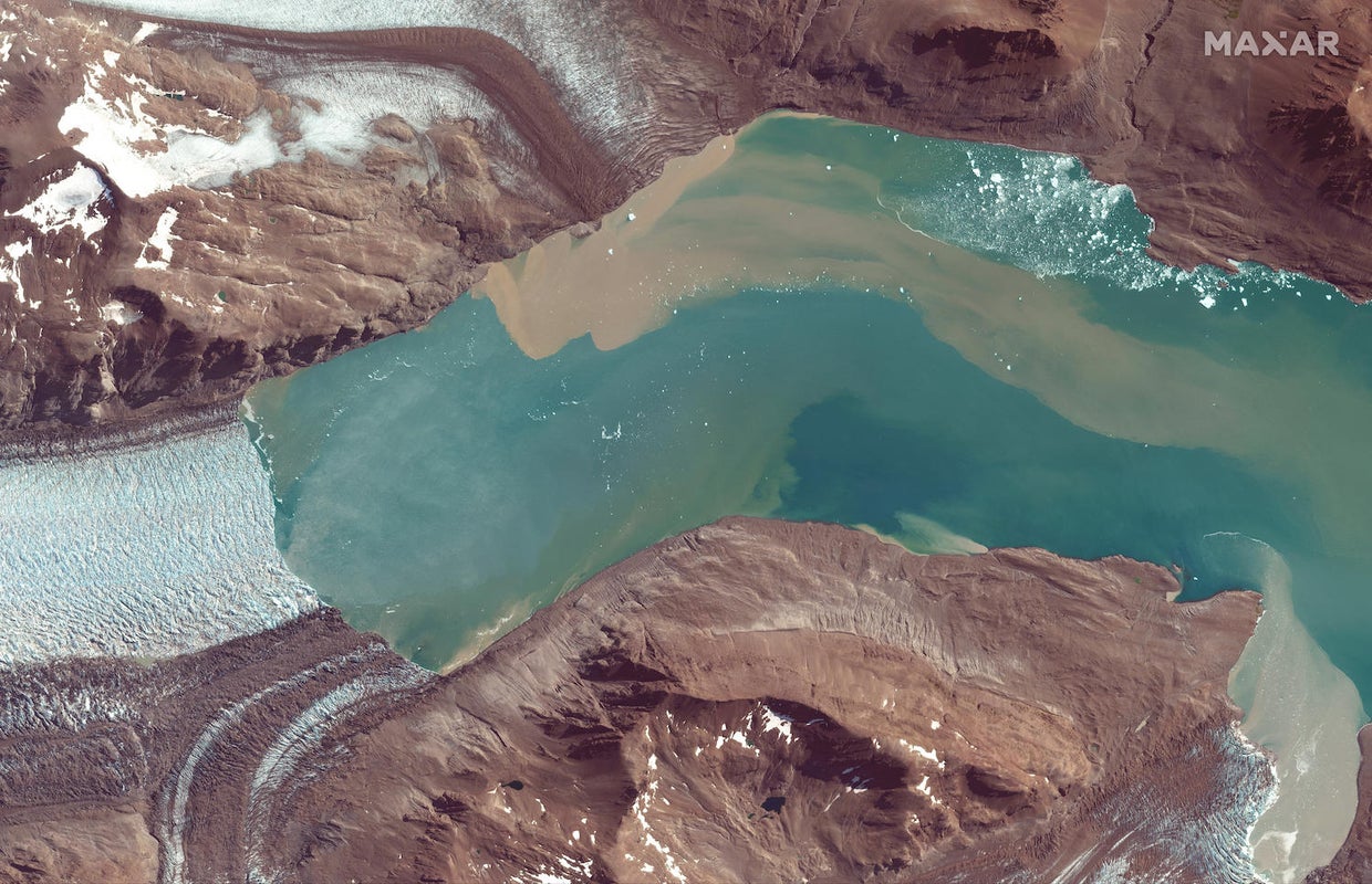 09-mouth-of-neumayer-glacier-6feb2019-wv2.jpg 