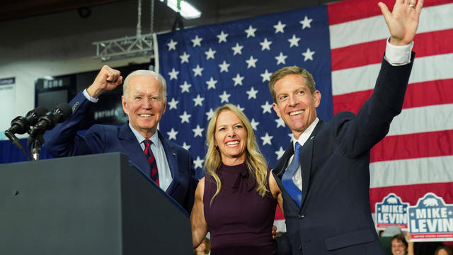 U.S. President Biden travels to San Diego to campaign for U.S. Rep. Mike Levin 