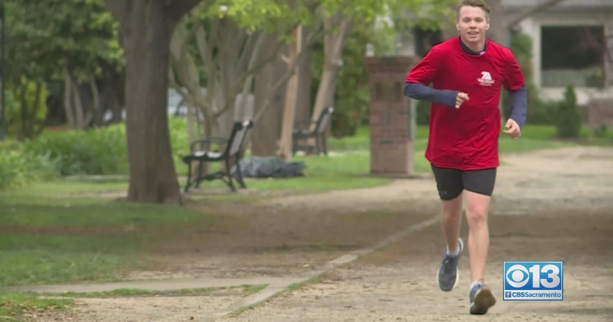 Runner with nonverbal autism speaks volumes with passion to run