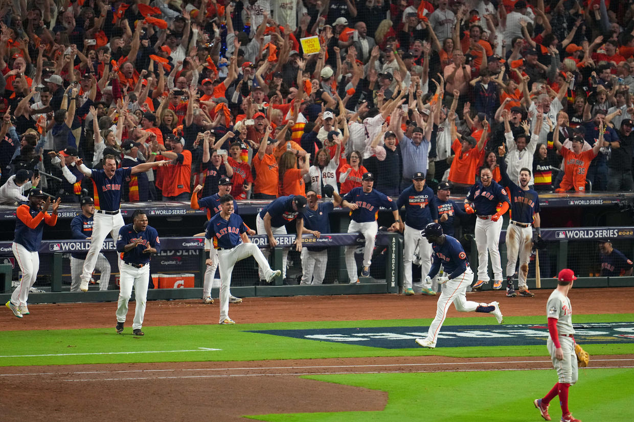 Astros Triumph Over Padres: Key Highlights and Player Performances