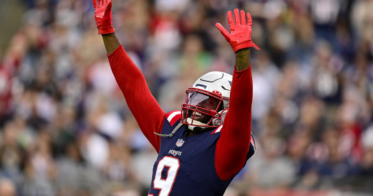 Patriots get 9 sacks in dominant 26-3 victory over Colts