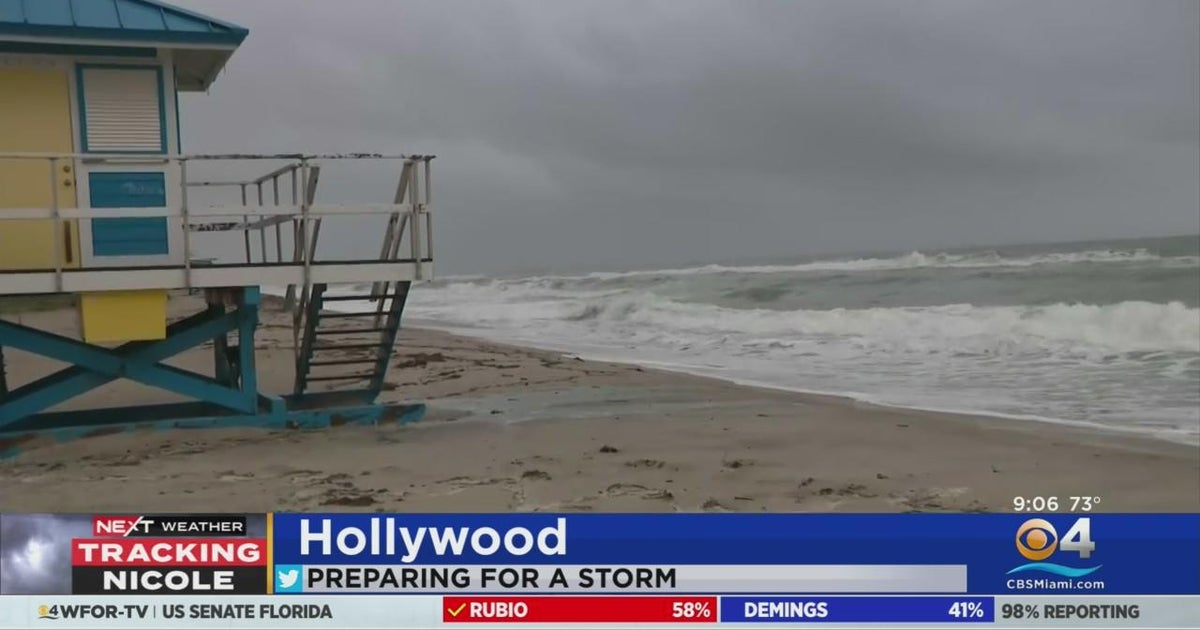 Tropical Storm Nicole’s rains, winds attain Hollywood Beach