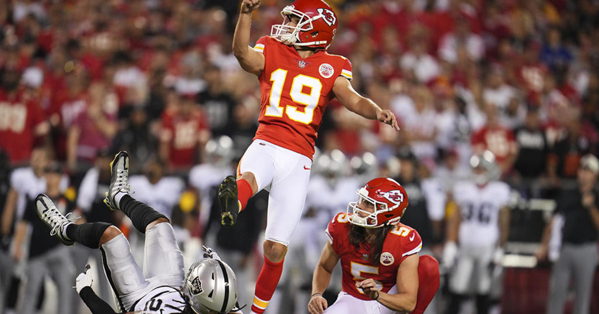 Pittsburgh Steelers sign kicker Matthew Wright from Kansas City