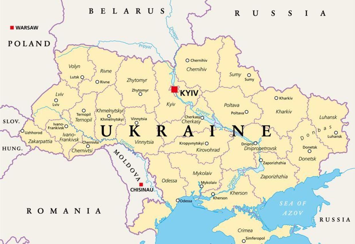 Ukraine's troops move cautiously into Kherson as Russia declares its ...