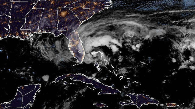 Satellite image shows Hurricane Nicole approaching Florida 