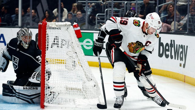 Chicago Blackhawks v Los Angeles Kings 