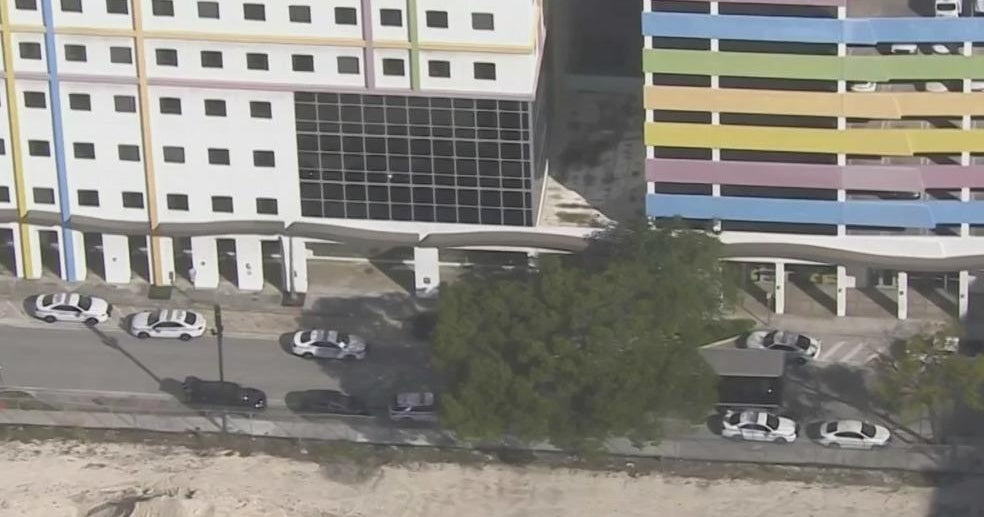 Individual shot at Miami-Dade Metromover station by protection guard, police say