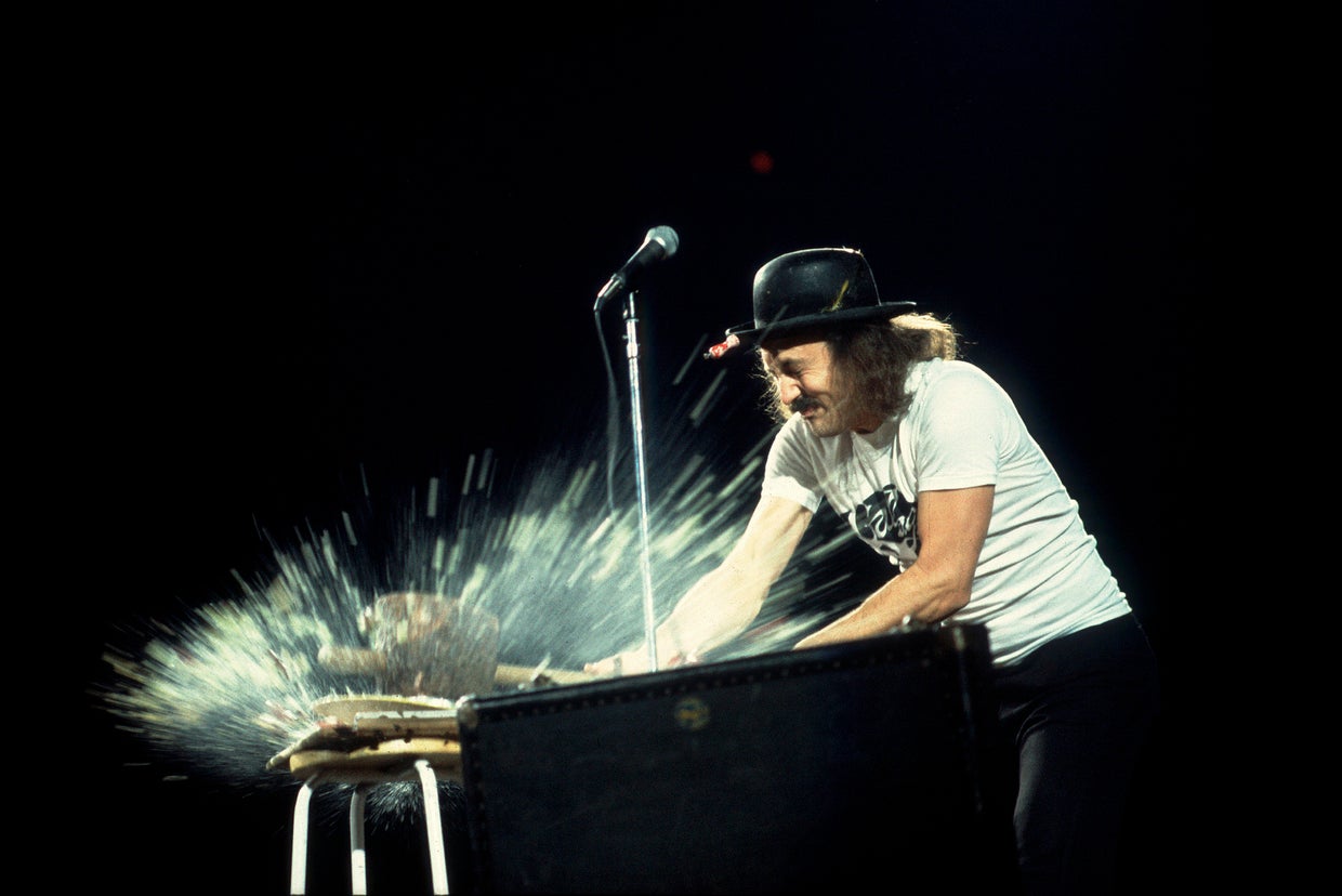 Gallagher, comedian known for recognizable watermelon smashing act