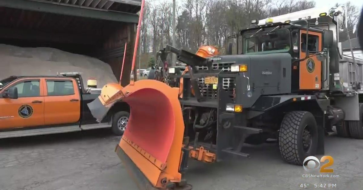 Rockland County plow drivers prepare for winter season - CBS New York