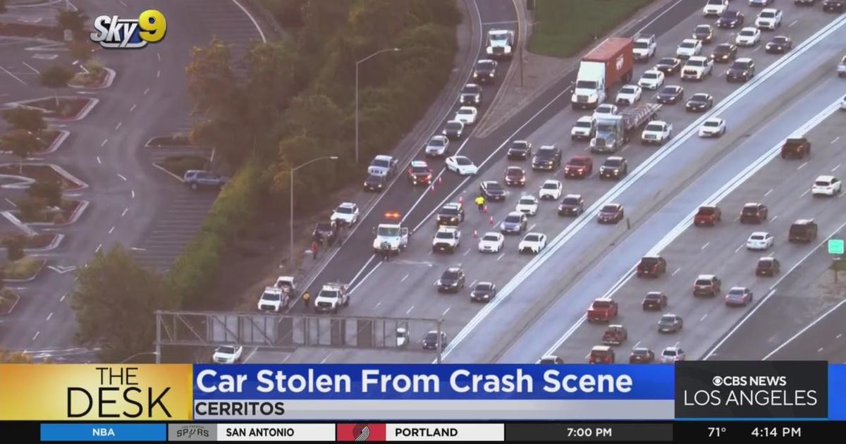 Driver Has His Car Stolen After Crash On The 605 Freeway Cbs Los Angeles 6227