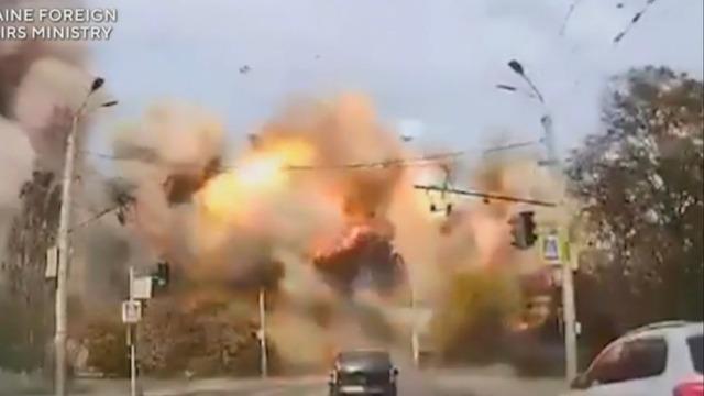 cbsn-fusion-nato-and-poland-say-deadly-blast-was-likely-unintentional-thumbnail-1473035-640x360.jpg 