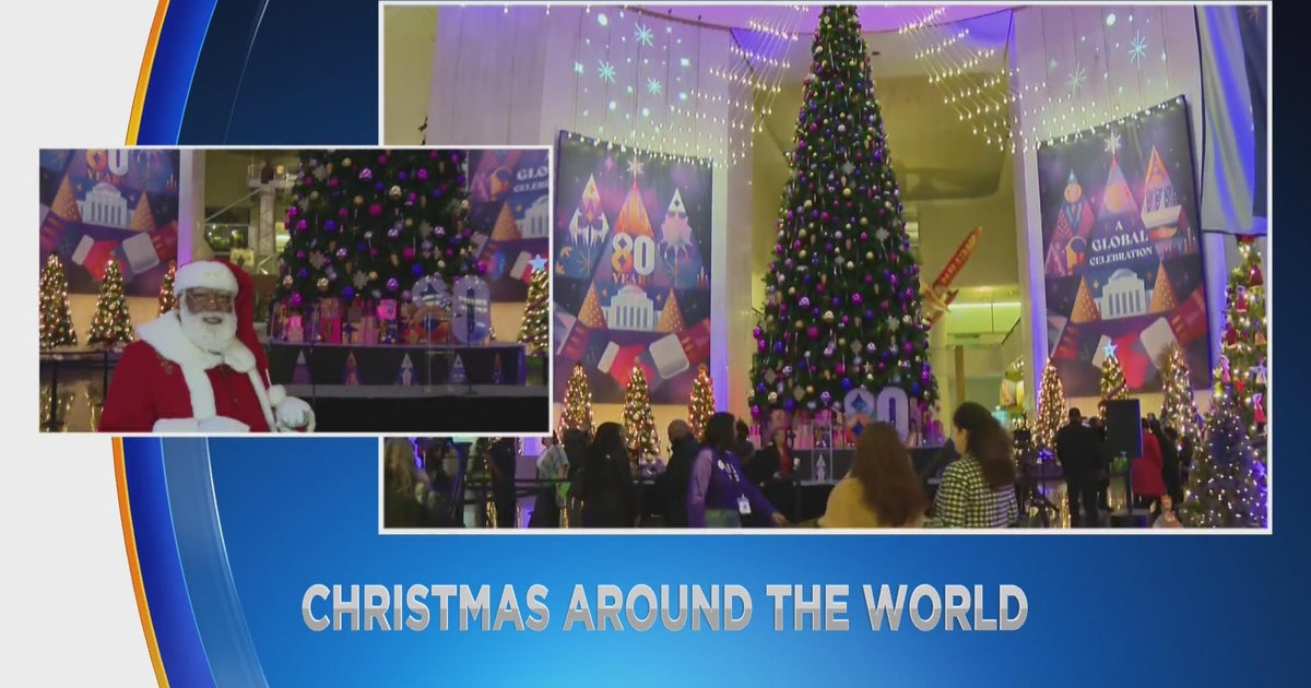Museum of Science and Industry celebrates "Christmas Around the World" CBS Chicago
