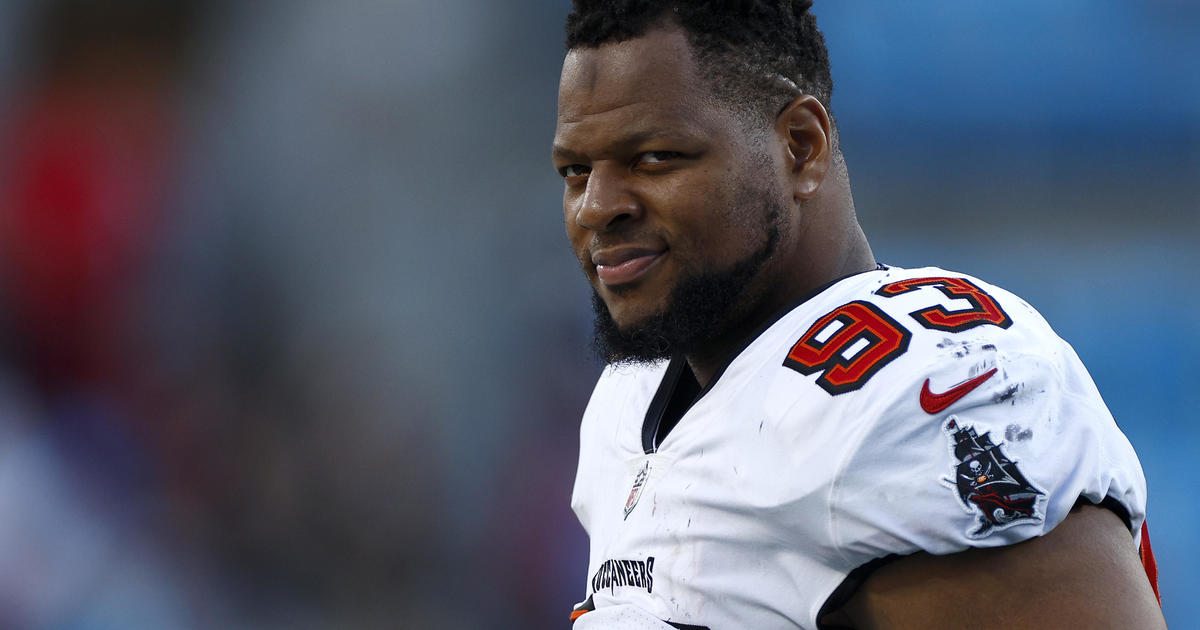 Eagles sign 5-time Pro Bowl DT Ndamukong Suh to 1-year deal - CBS  Philadelphia