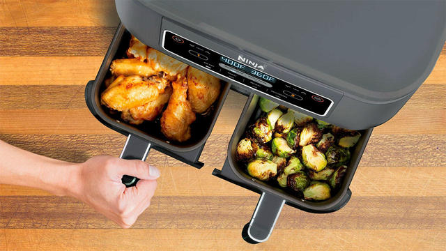 Ninja Foodi Black 15-in-1 Smart Dual Heat Air Fry Flip Countertop Oven w/  Probe
