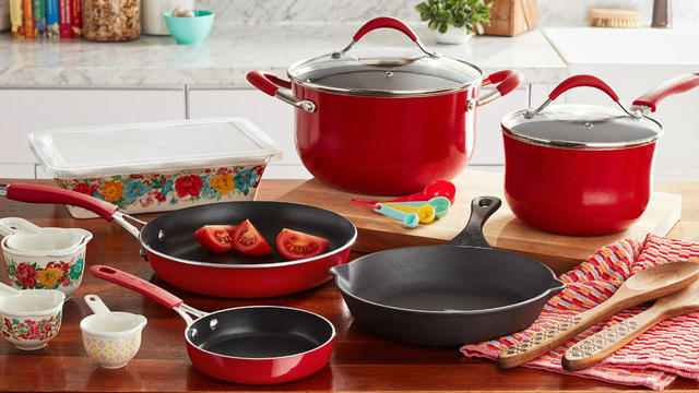 Pioneer Woman's 38-Piece Cookware Set Is Less Than $80 at Walmart