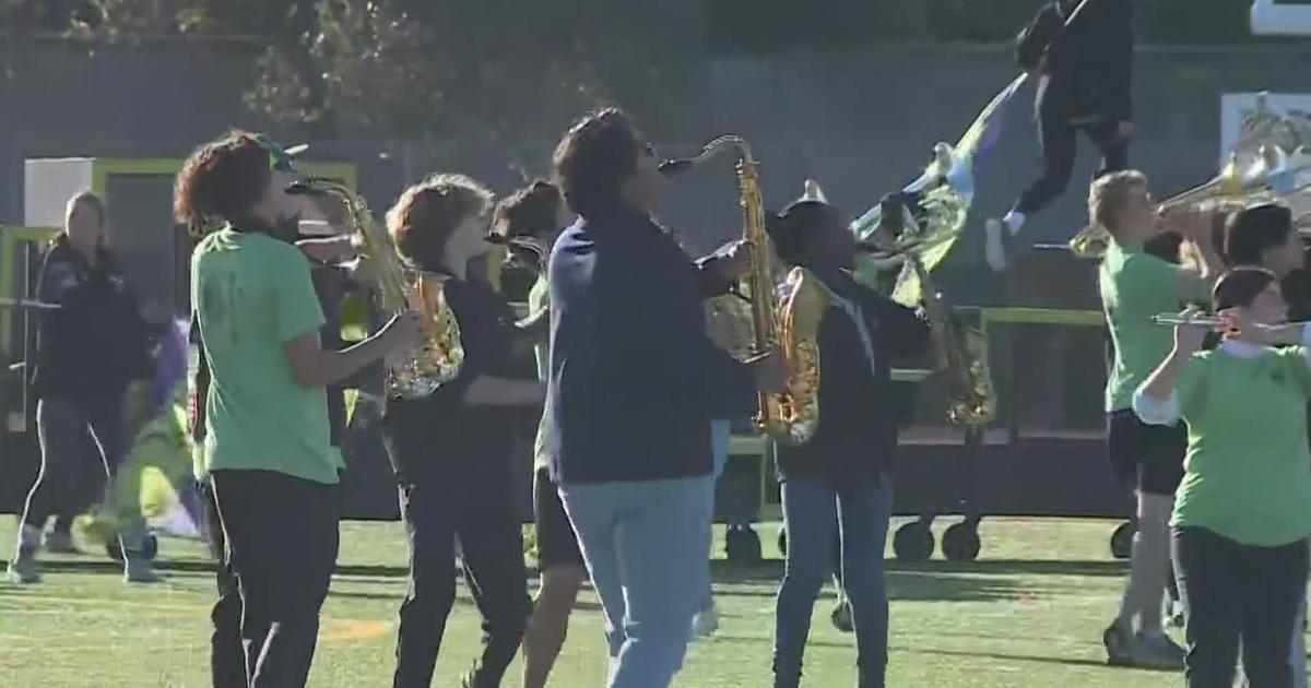 Granite Bay Emerald Brigade going for Western Band Association's state title - CBS Sacramento