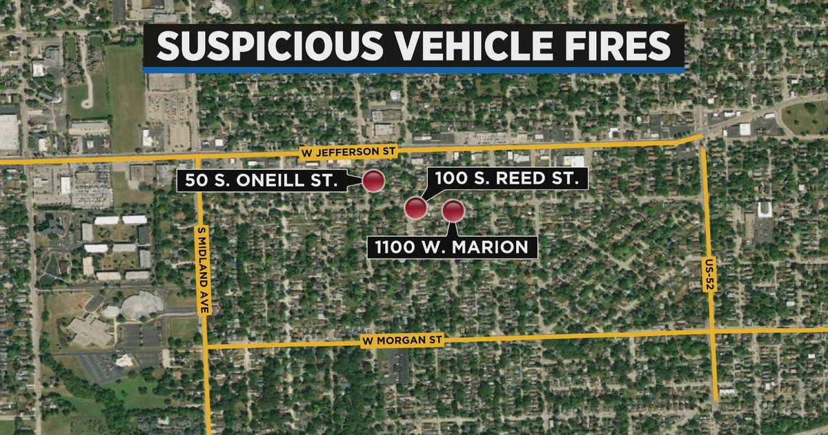 Four Cars Set On Fire In Joliet - CBS Chicago