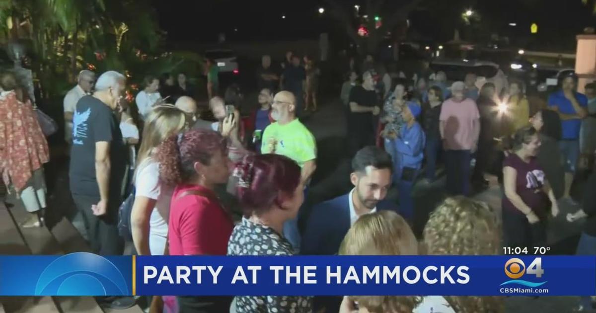 Hammocks residents throw party after judge fires HOA staff - CBS Miami