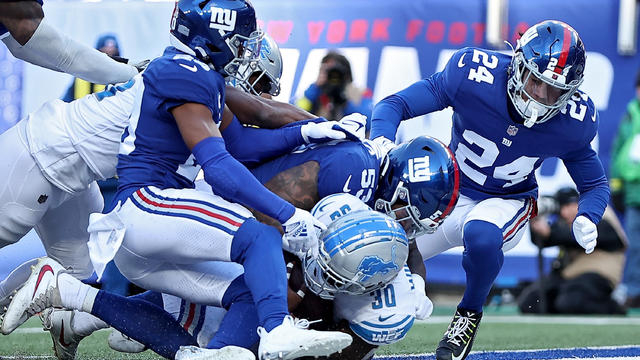 Jamaal Williams #30 of the Detroit Lions scores a touchdown against the New York Giants during the second quarter at MetLife Stadium on November 20, 2022 in East Rutherford, New Jersey. 