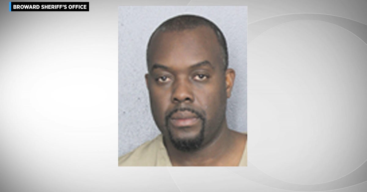 Miami-Dade law enforcement officer charged with DUI in Hollywood