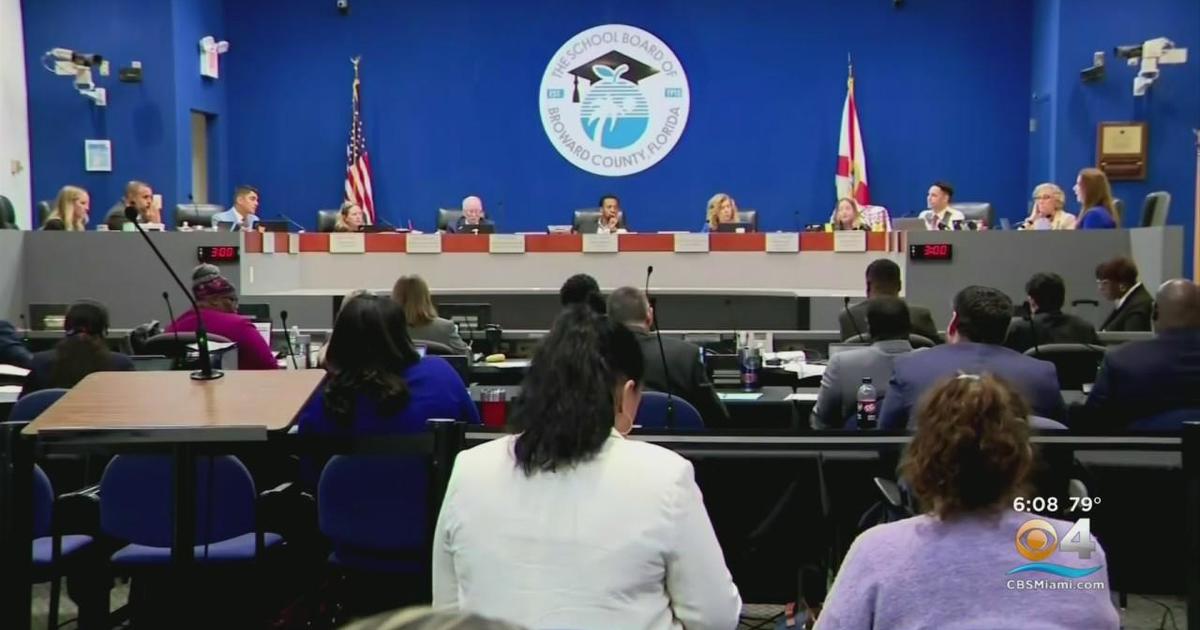 New School Board Members Take Oath In Broward, Miami-Dade Counties ...