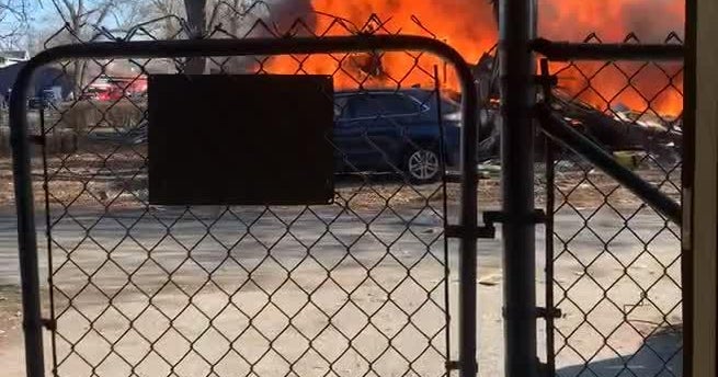 House explosion in New Chicago, Indiana - CBS Chicago