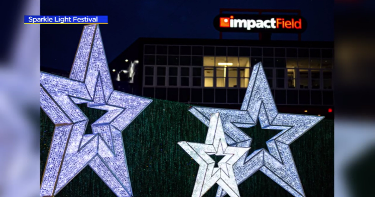 Mesmerizing Lights Illuminate Wrigley Field by `red5